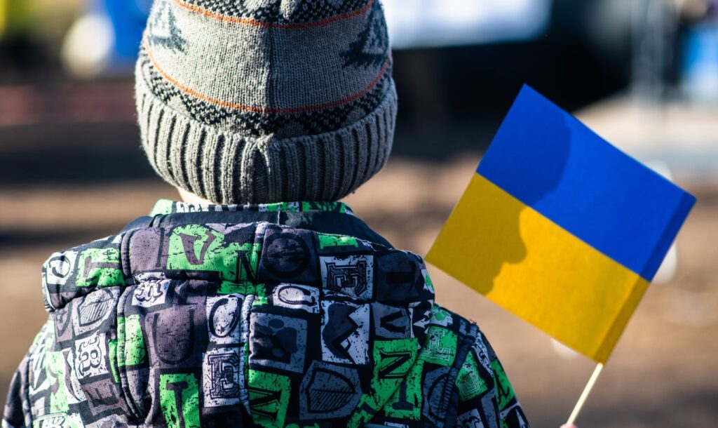 helping Ukrainian children